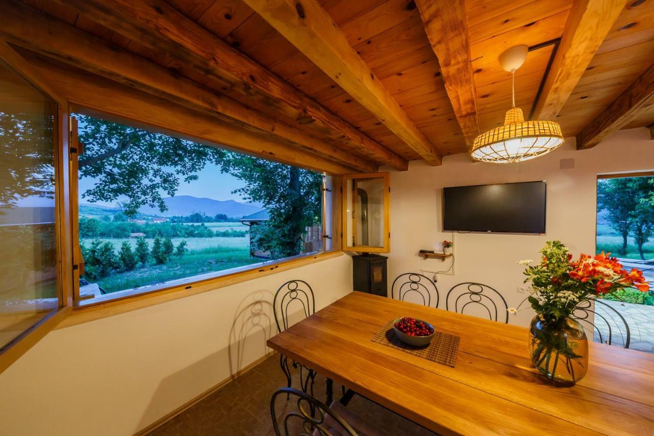 Beautiful Cottage With Heated Pool For 22 Ppl Plaški Exteriör bild