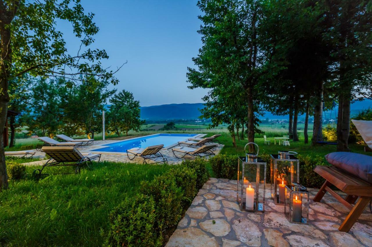 Beautiful Cottage With Heated Pool For 22 Ppl Plaški Exteriör bild