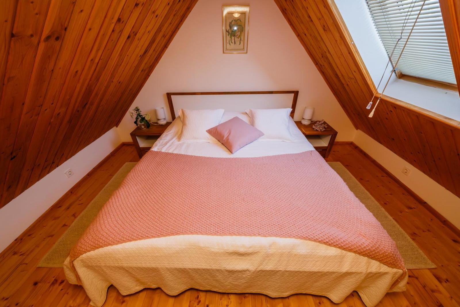 Beautiful Cottage With Heated Pool For 22 Ppl Plaški Exteriör bild