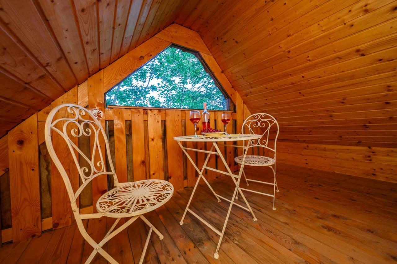 Beautiful Cottage With Heated Pool For 22 Ppl Plaški Exteriör bild